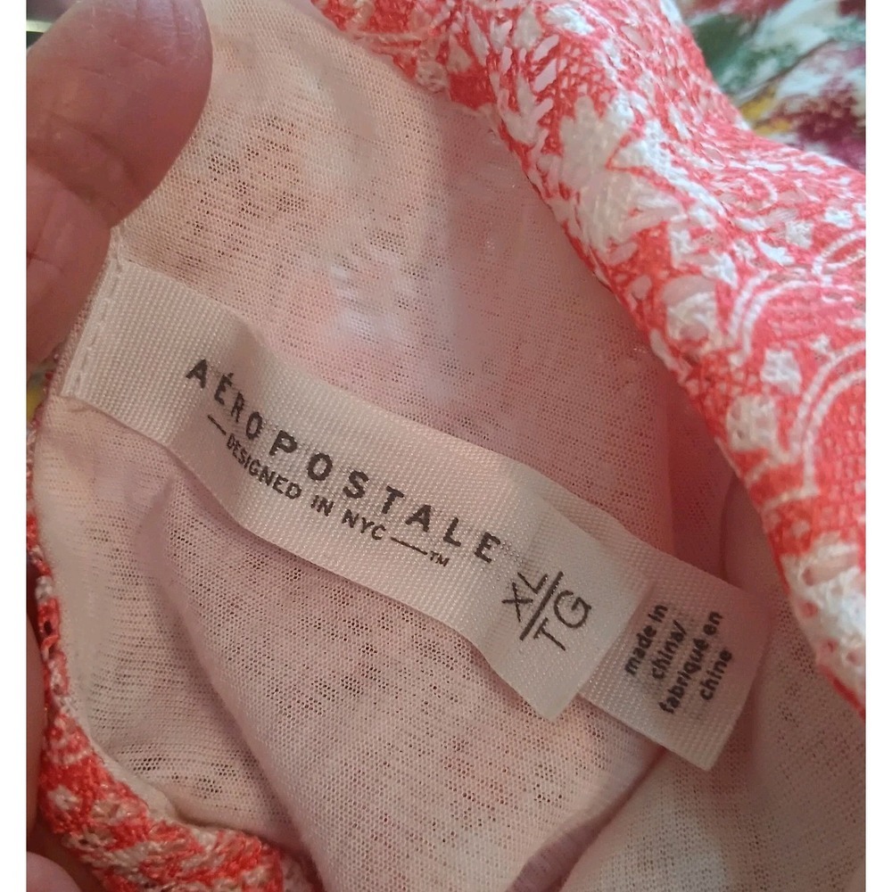 Aeropostale XL Pink White Key Hole Back Knee Length Flare Skirt Paisley /Floral - Picture 7 of 8